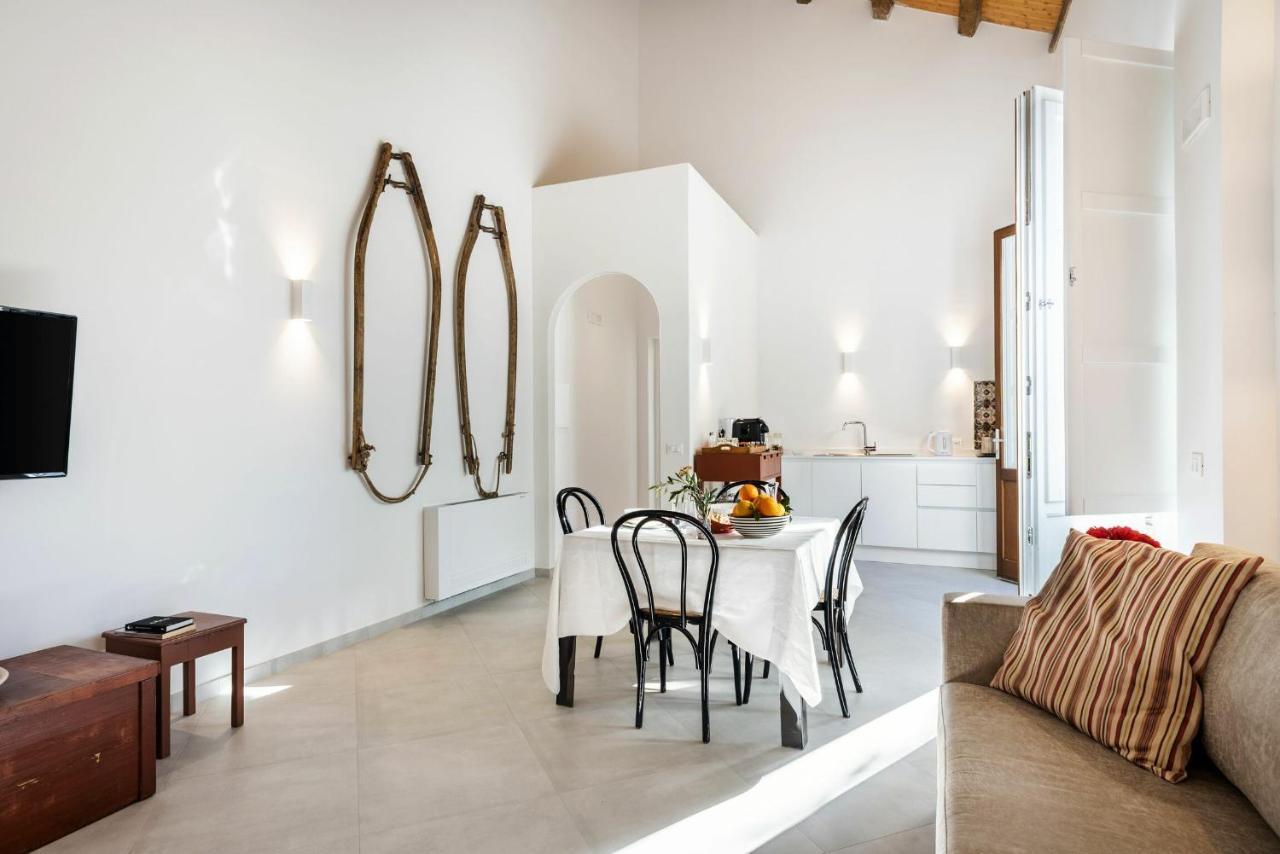 Villa Angelina - Charming Rooms & Apartments Trapani Exteriér fotografie